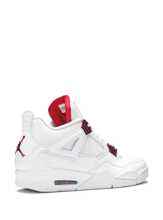 Air Jordan 4 Retro "Metallic Pack - University Red"
