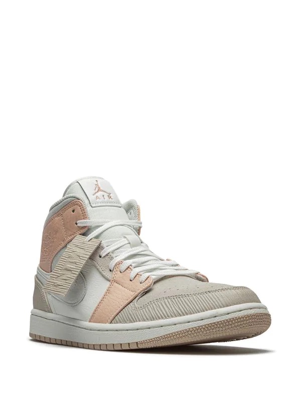 Air Jordan 1 Mid Milan